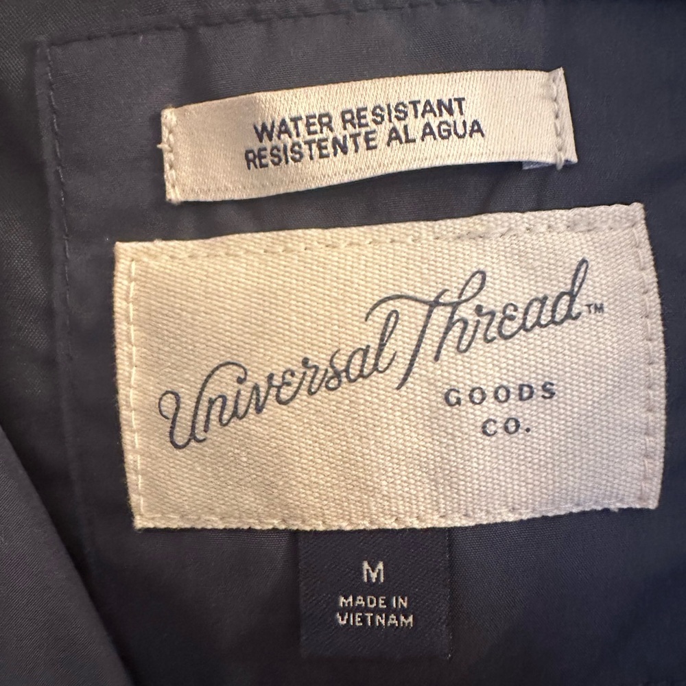 Universal Thread Navy Water Resistant puffer Jack… - image 4